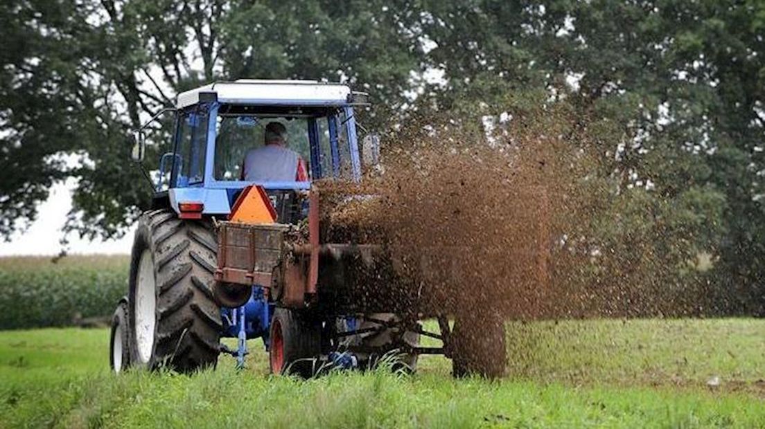 Boeren mogen minder mest uitrijden