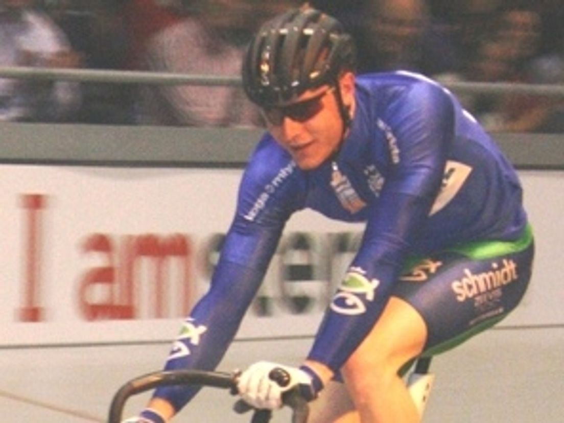 schmidt.cropresize.tmp.JPG
