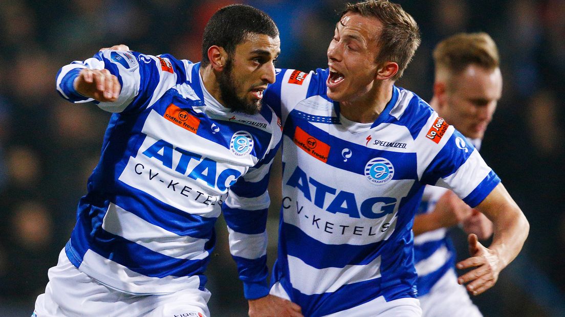El Jebli (links) blijft De Graafschap langer trouw