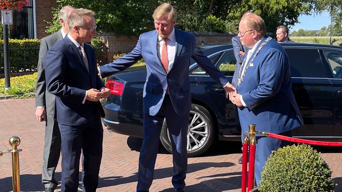 Koning Willem-Alexander op bezoek in Middelstum