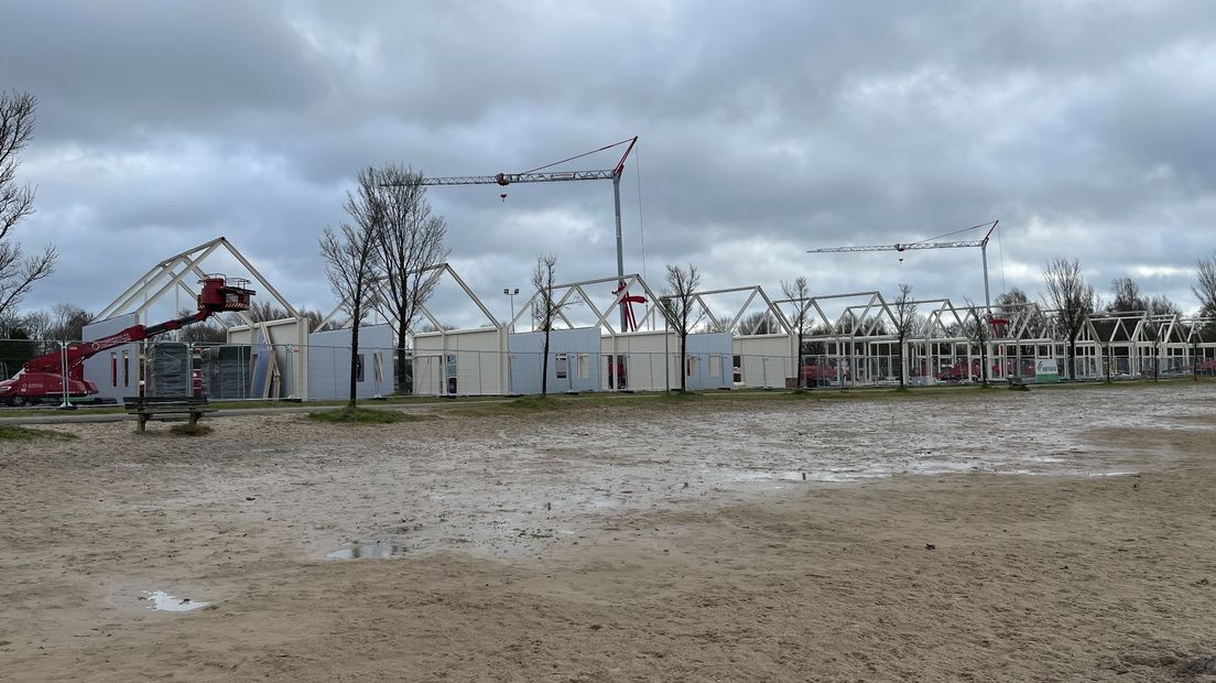De bouw van de woningen aan het Schildmeer is al begonnen