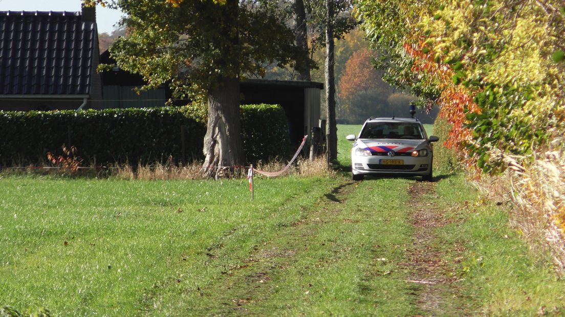 De politie was al aanwezig op de zoekplek (Rechten: Persbureau Meter)
