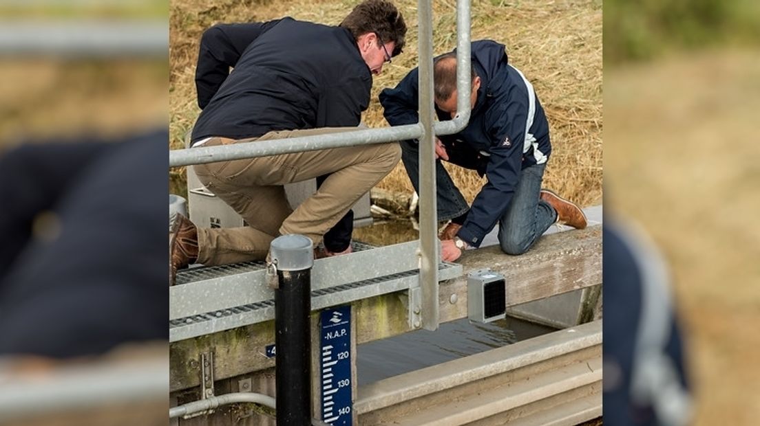 Verdwijnt de 'blauwe liniaal' uit de sloot?