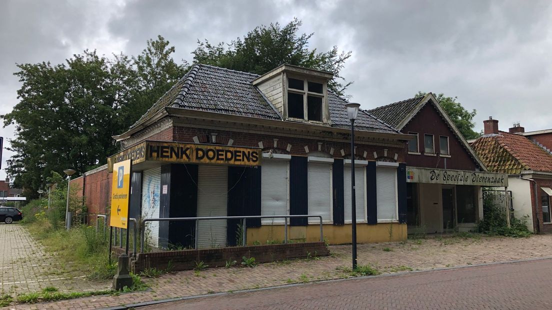 Centrum Eelde, Doedensterrein
