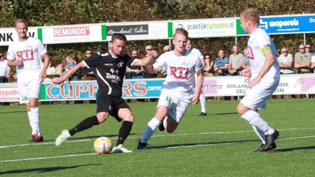 vv Hoogeveen won vanmiddag knap bij RKVZC (Rechten: vv Hoogeveen)