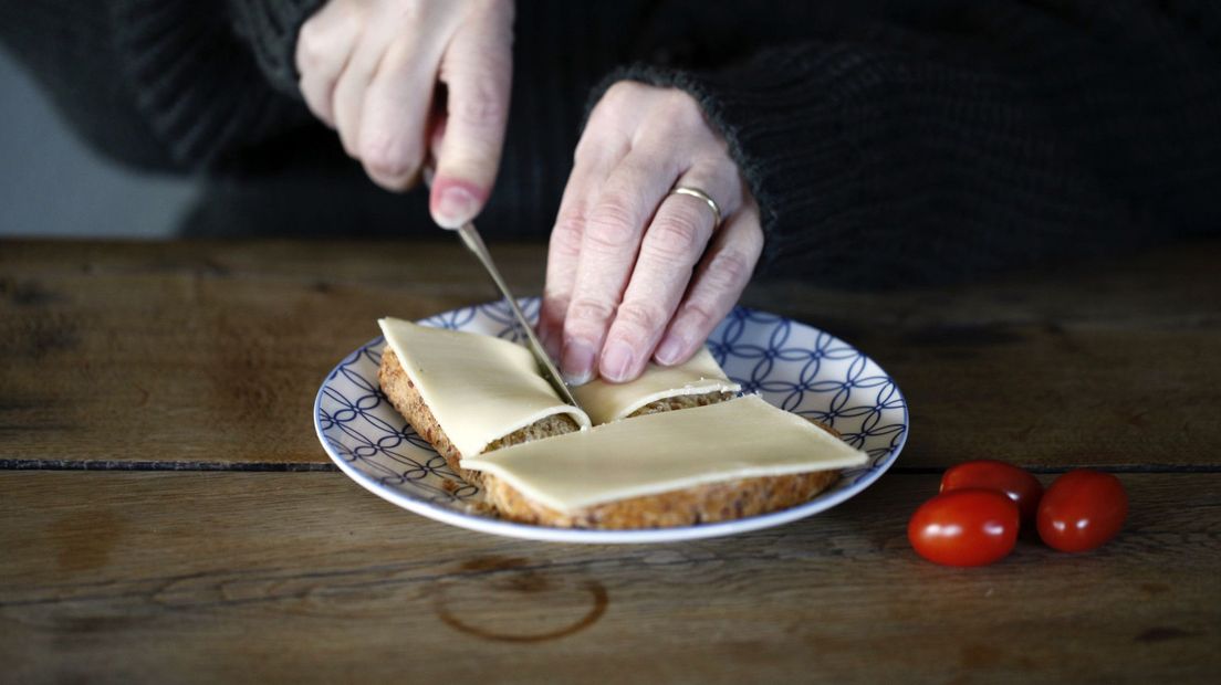 Bruine boterham met kaas