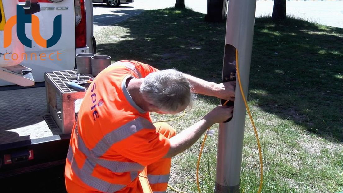 De gemeente Arnhem vervangt alle niet-duurzame lantaarnpalen.