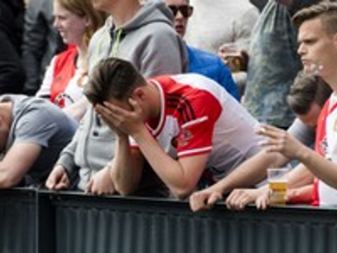 Teleurgestelde Feyenoord-fans in De Kuip (ANP: Marco de Swart)