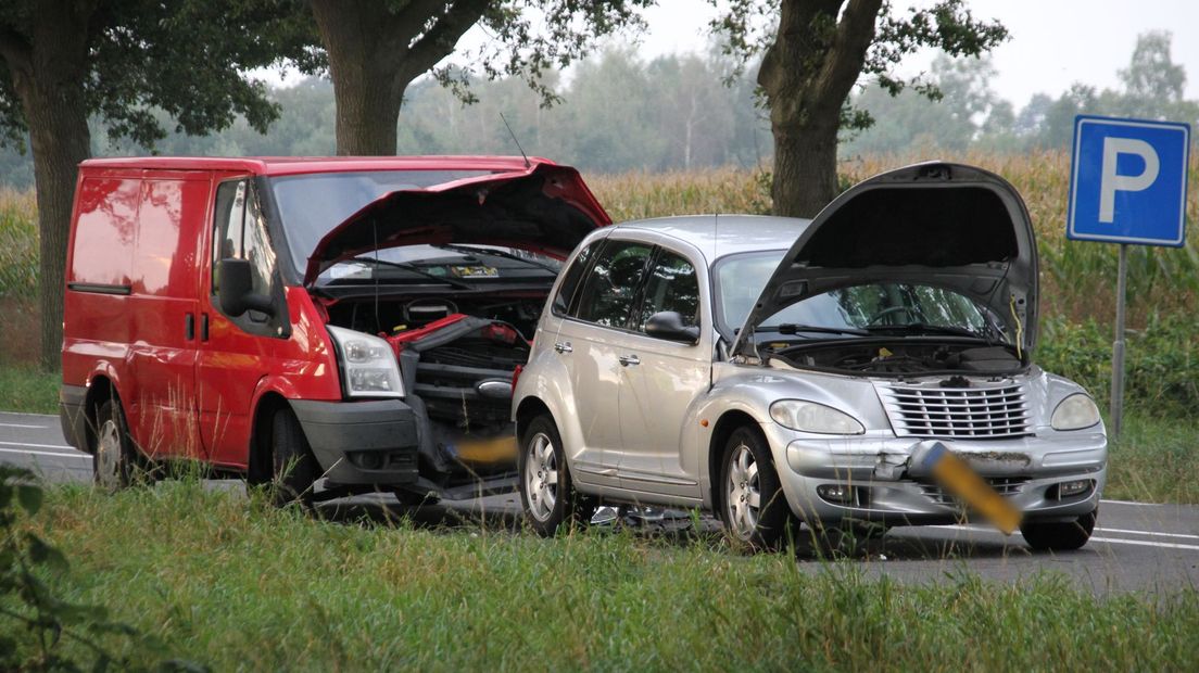 Opnieuw file op N35 door kop-staartbotsing