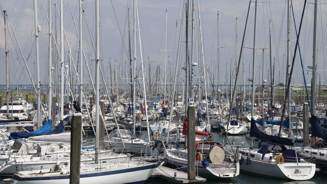 De jachthaven van Colijnsplaat