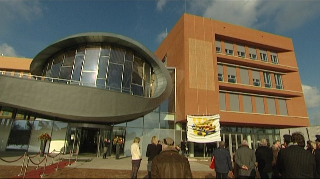 Gemeentehuis Lochem 2,5 miljoen goedkoper