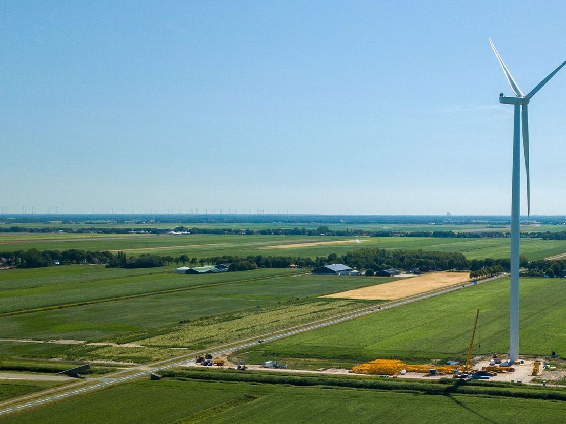 De eerste windmolen bij Eerste Exloërmond (Rechten: Fred van Os/RTV Drenthe)