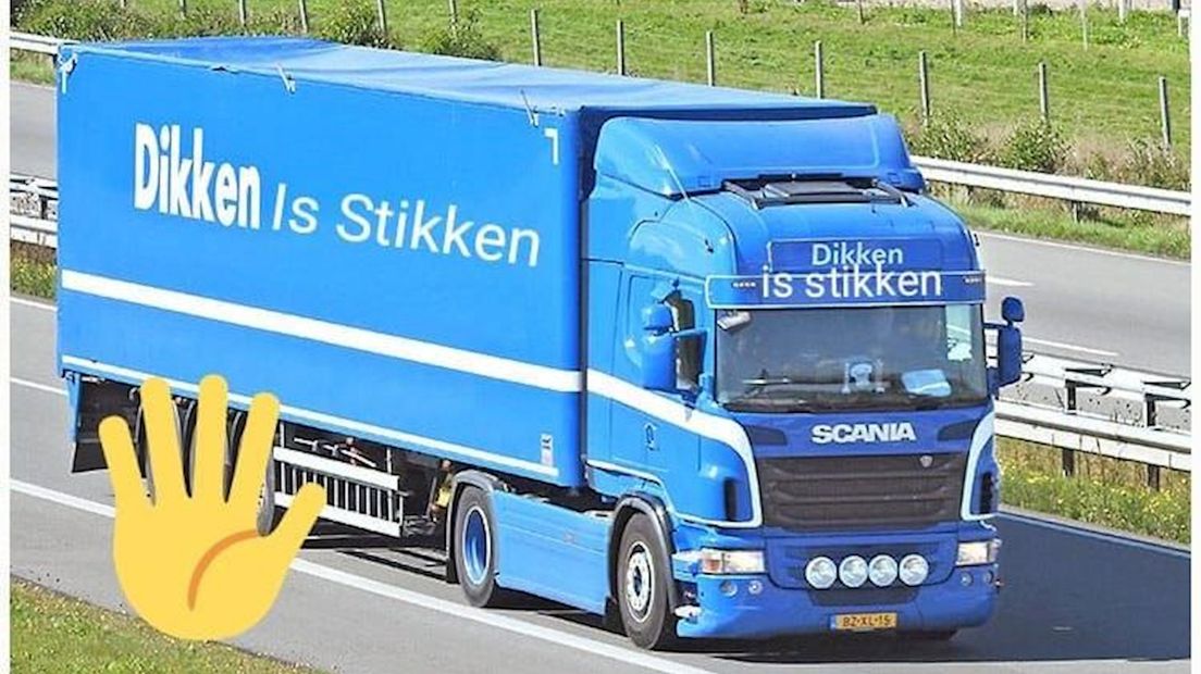 De ontslagen chauffeurs nemen met een fotomontage hun vroegere werkgever op de hak