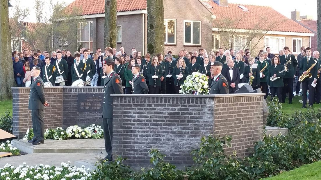 Dodenherdenking Tholen (archieffoto)