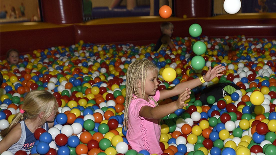 Kinderen hebben 't naar hun zin in het Pop-up Festival