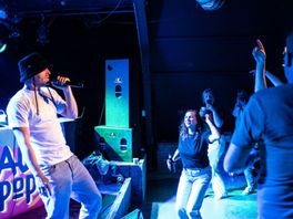 Dauwpop verrast met 'geheim' optreden van rapper Sticks in voormalig Zwols kraakpand