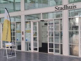 Verkiezingsopkomst: 49,2 procent - 'Het gaat er niet om op wie ze stemmen, maar dat ze stemmen'