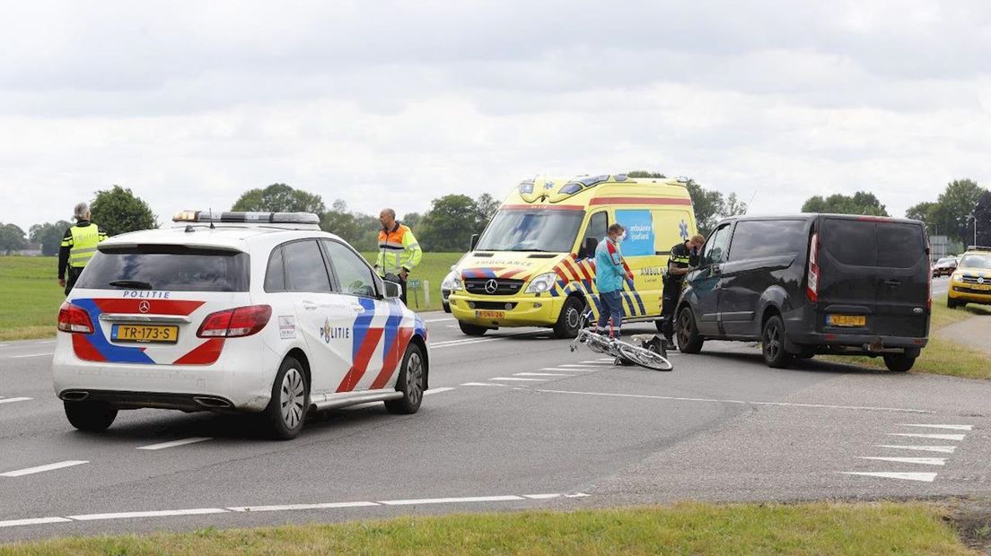 Fietser gewond bij ongeluk bij Broekland