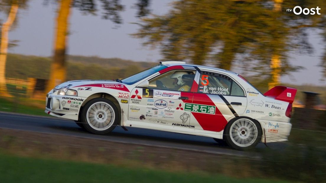 Vrijdagavond van de Hellendoornrally