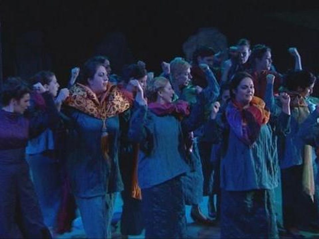 nopera19_04.cropresize.1.jpg