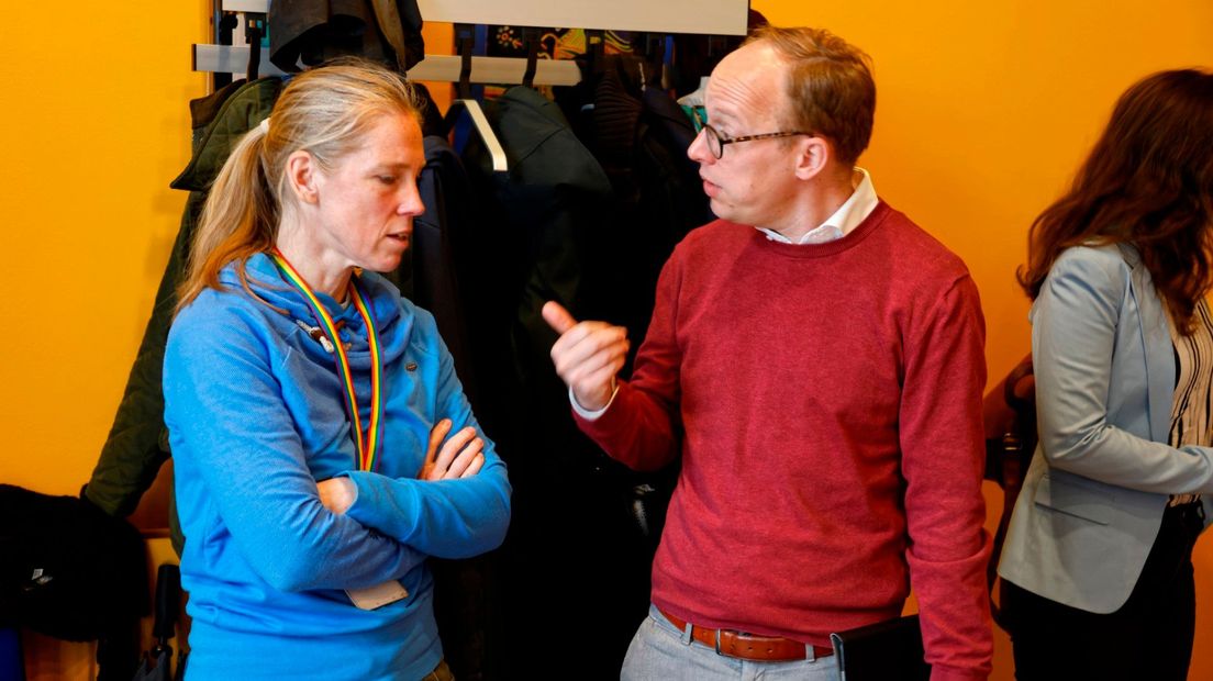 Namens GroenLinks onderhandelt wethouder Lot van Hooijdonk, namens D66 wethouder Eelco Eerenberg