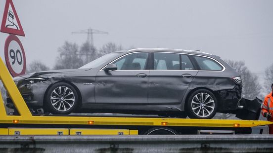 Kilometerslange file op A28 bij Beilen na eenzijdig ongeluk. Kilometerslange file op A28 bij Beilen na eenzijdig ongeluk.