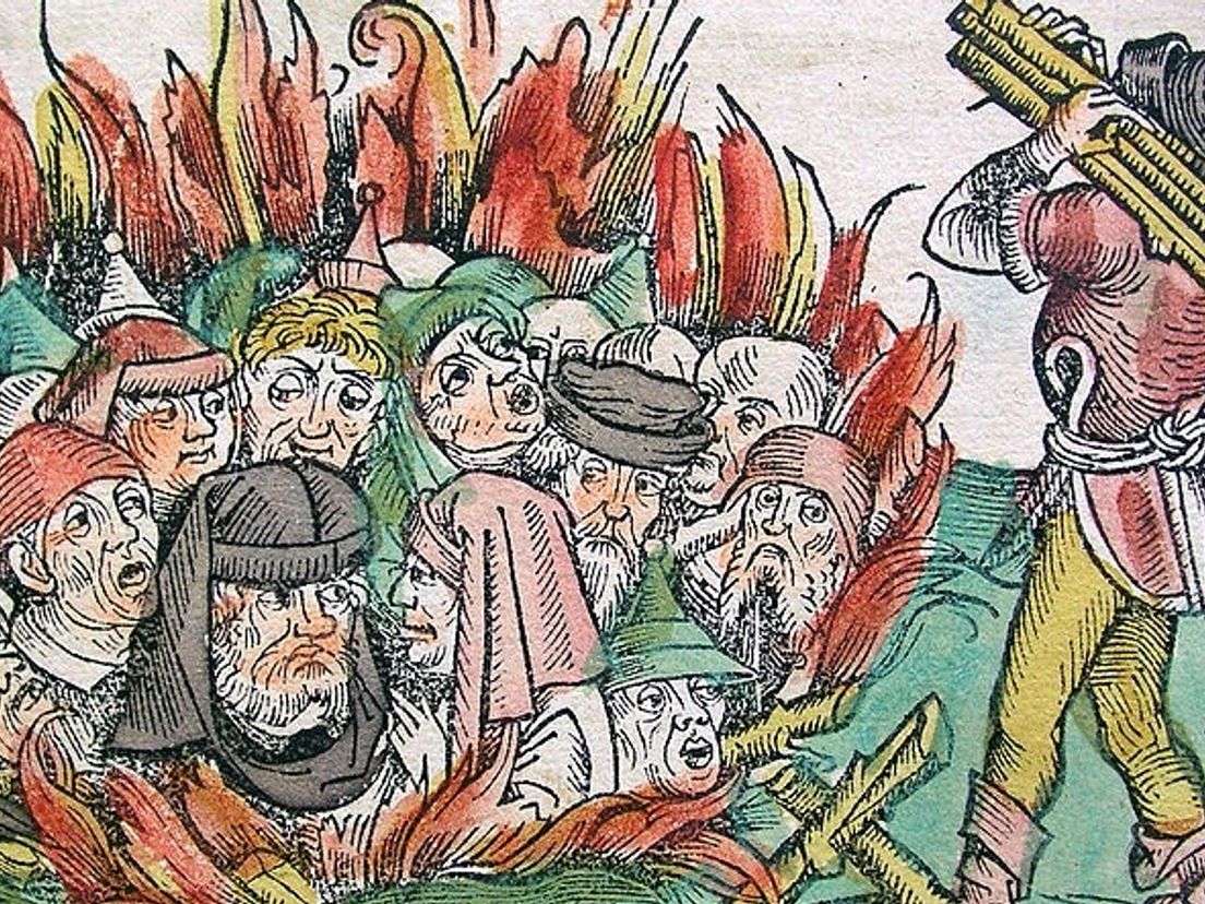 In de 14e eeuw werden joden verbrand tijdens de pestepidemie (uit de Neurenberger Kroniek)