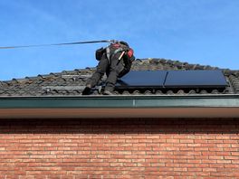 Schuld failliet zonnepanelenbedrijf tikt 1,5 miljoen euro aan, tientallen particulieren de klos