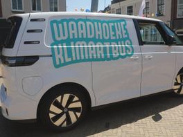 Busje gemeente Waadhoeke langs dorpen om ideeën op te doen over 'klimaatlandschap'