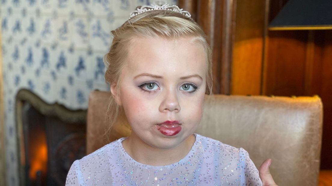 Zoë (8) is voor een dag een prinses