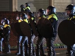 'Politie moet harder ingrijpen en klootzakken arresteren in Schilderswijk'