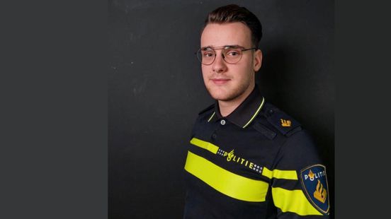 Tom (22) is vrijwilliger bij de politie: ‘Ik voel dat ik een blauw hart heb’