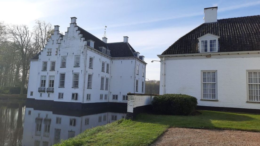 Huize 't Velde van de achterkant.