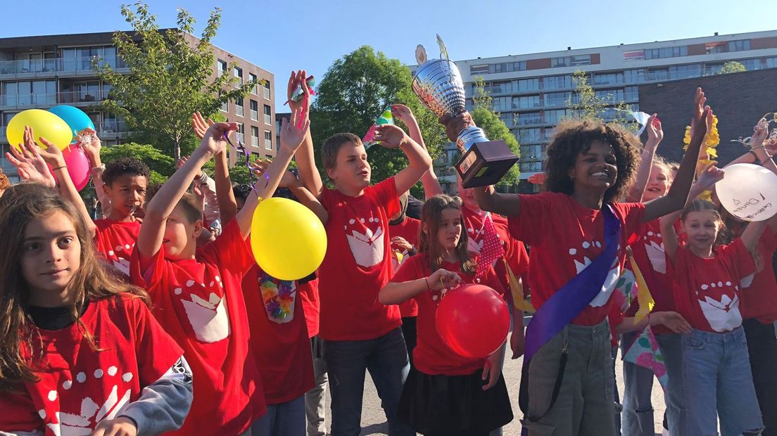 Huldiging voorleeskampioen