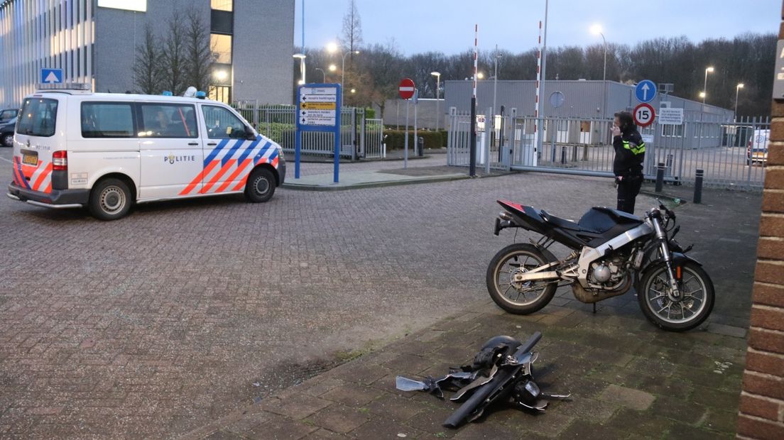 Bromfietser en automobilist gewond na aanrijding bij Goes