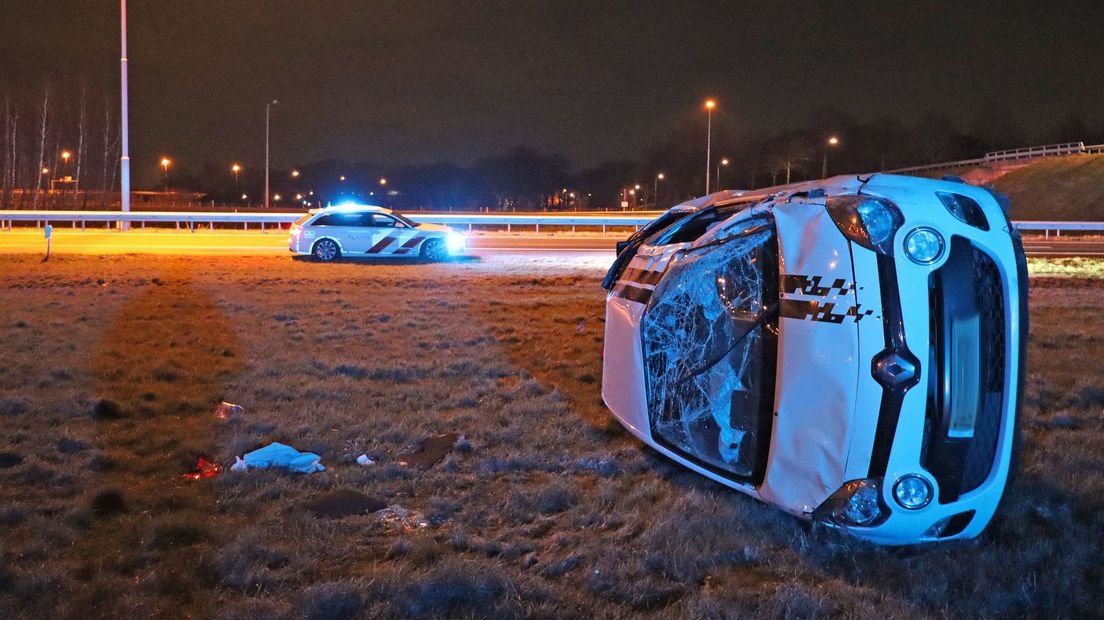 Auto over de kop