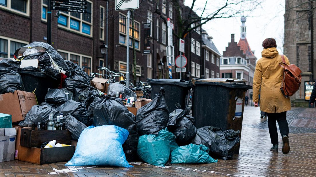 In Utrecht staakten vuilnisophalers een week lang