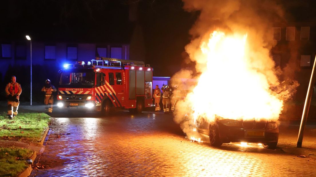 Weer een autobrand in Hoogeveen