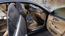Dure Mercedes brandt uit