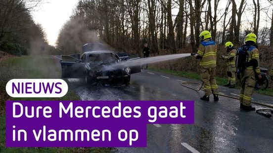 Mercedes gaat in vlammen op