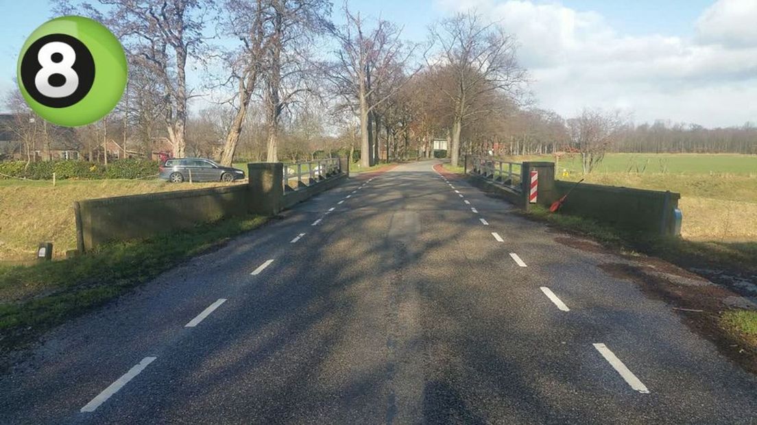 Weg dicht voor nieuwe brug tussen Geesteren en Gelselaar