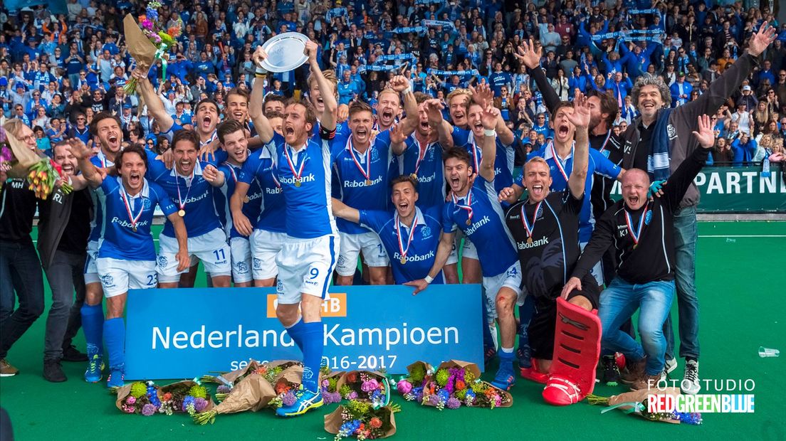 Kampong viert het kampioenschap van 2017