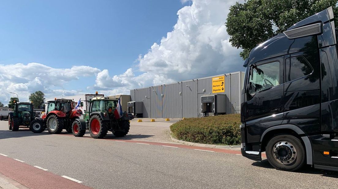 Een vrachtwagen die gisteren tien minuten werd opgehouden in Raalte.