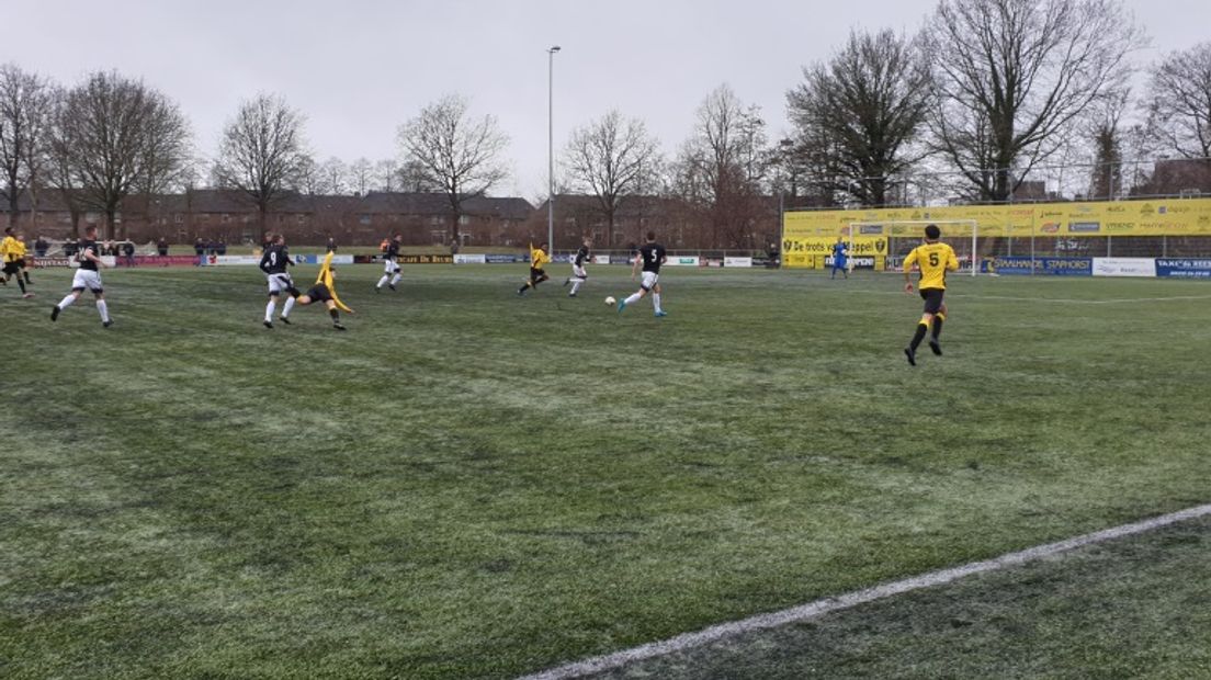 Het hoofdveld van Alcides krijgt nog geen nieuwe toplaag