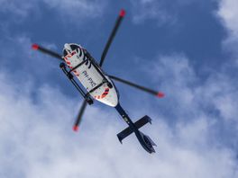 Crew politieheli jaagt tot in België op verdachte fatale steekpartij: 'Die raken we niet meer kwijt'