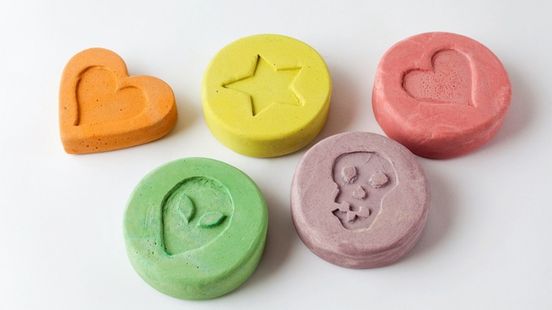 Alle tieners zeggen ‘ja’ tegen mdma? Dan toch op z’n minst met strenge voorwaarden