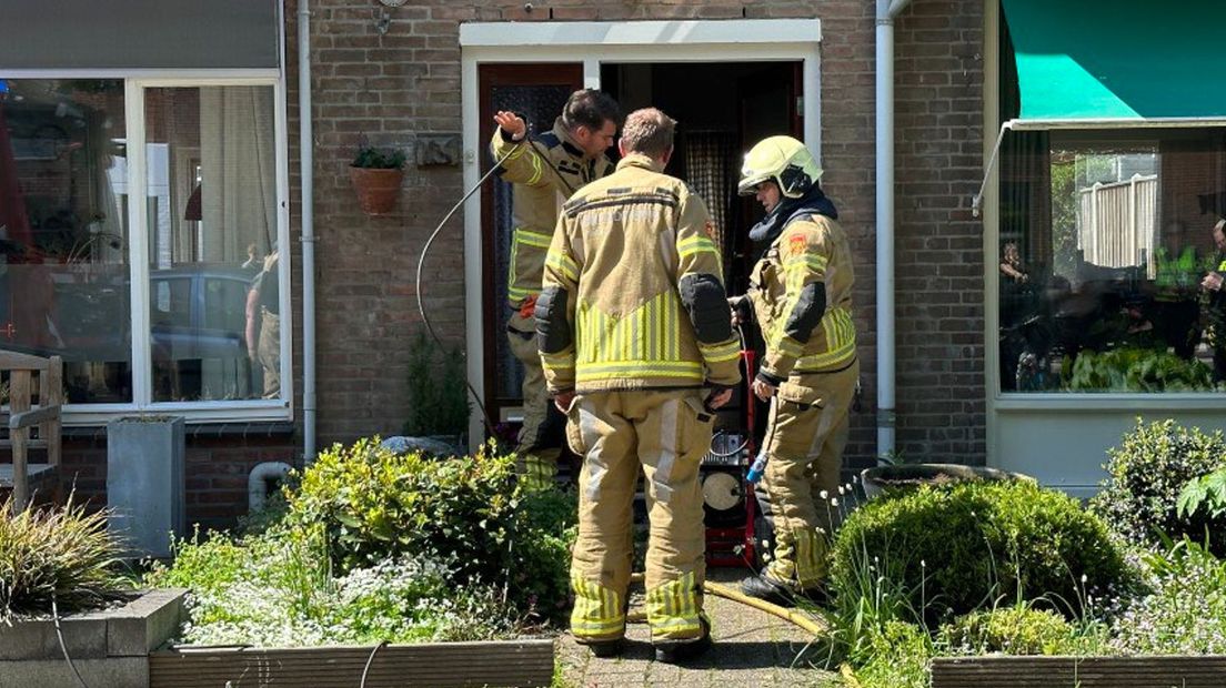 De brandweer heeft de woning geventileerd