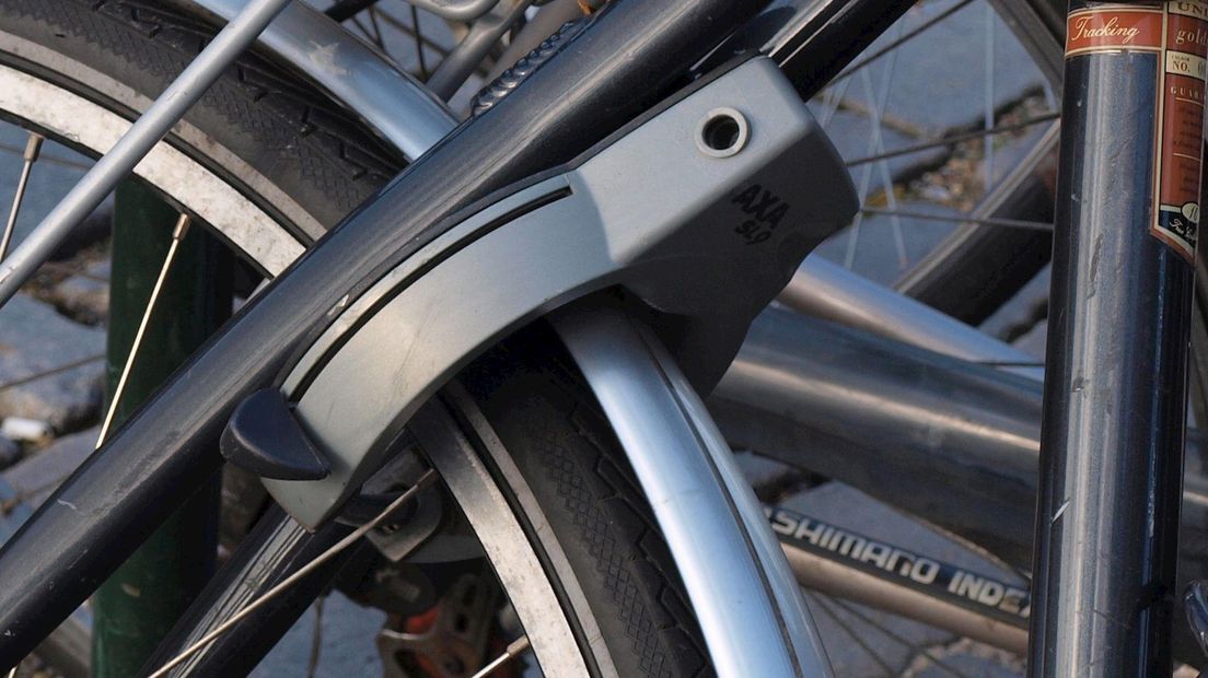 Alle fietsen stonden op slot bij de receptie