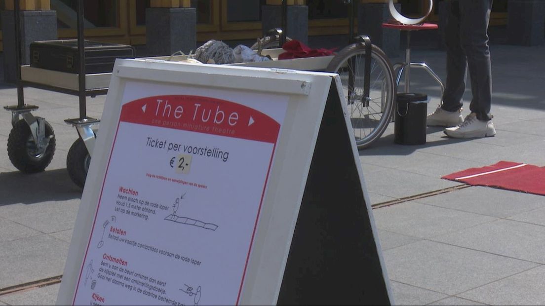 Een ticket voor een voorstelling van twee minuten kost twee euro