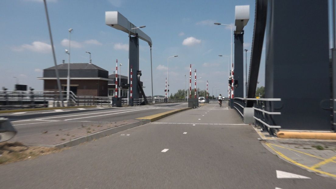 De situatie bij de Julianasluis.